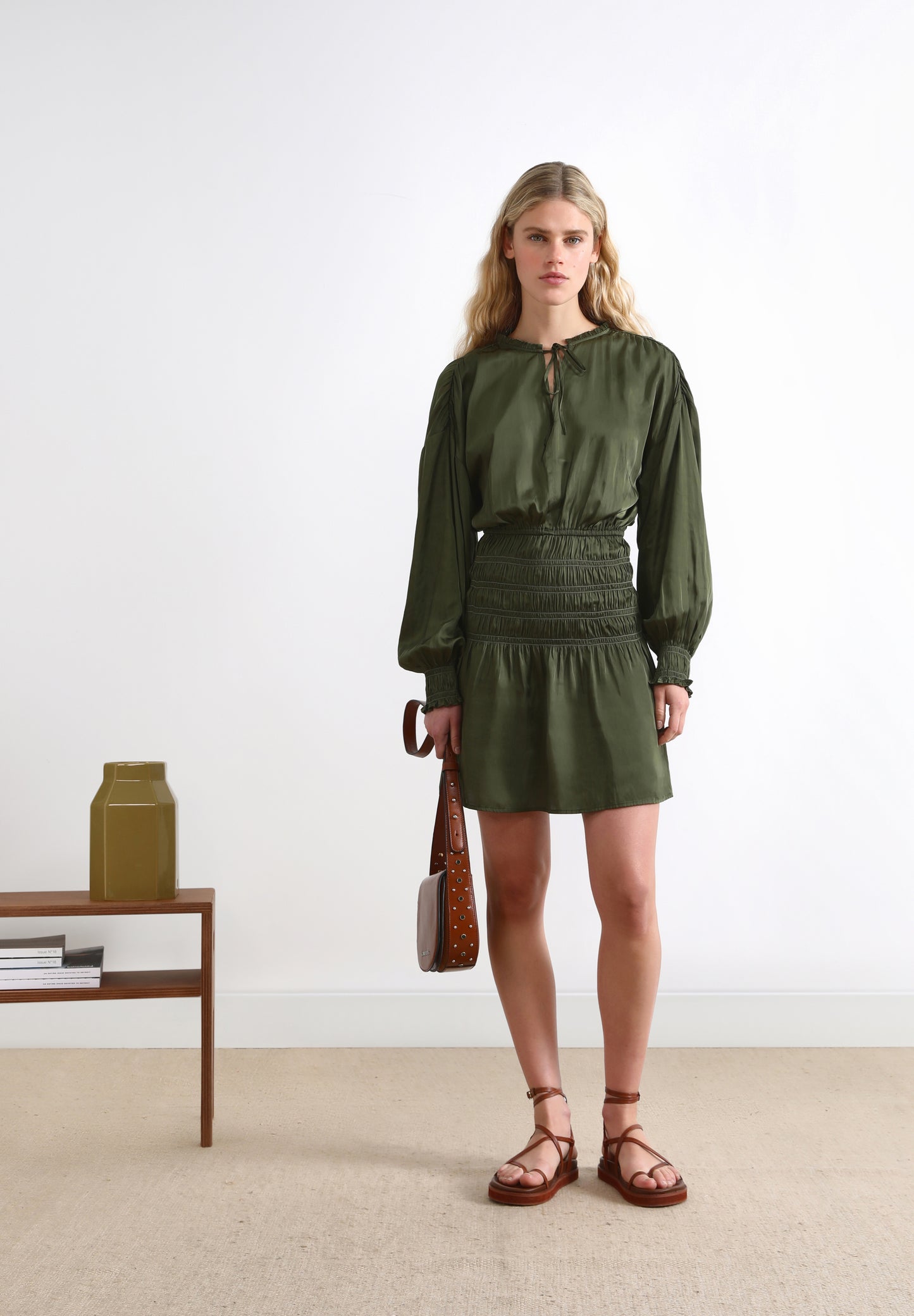 VESTIDO MINI NIDO DE ABEJA