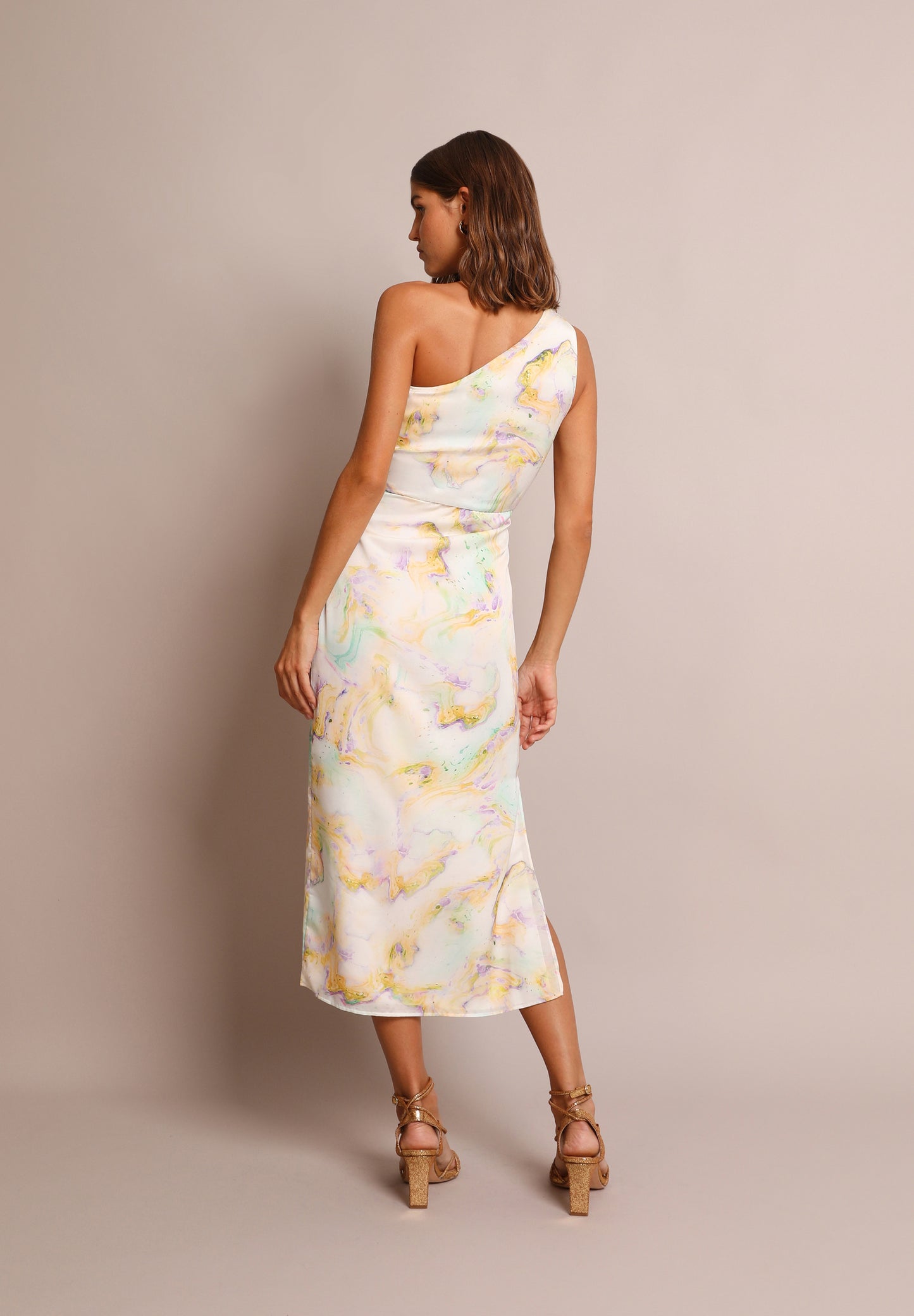 VESTIDO MIDI ASIMÉTRICO