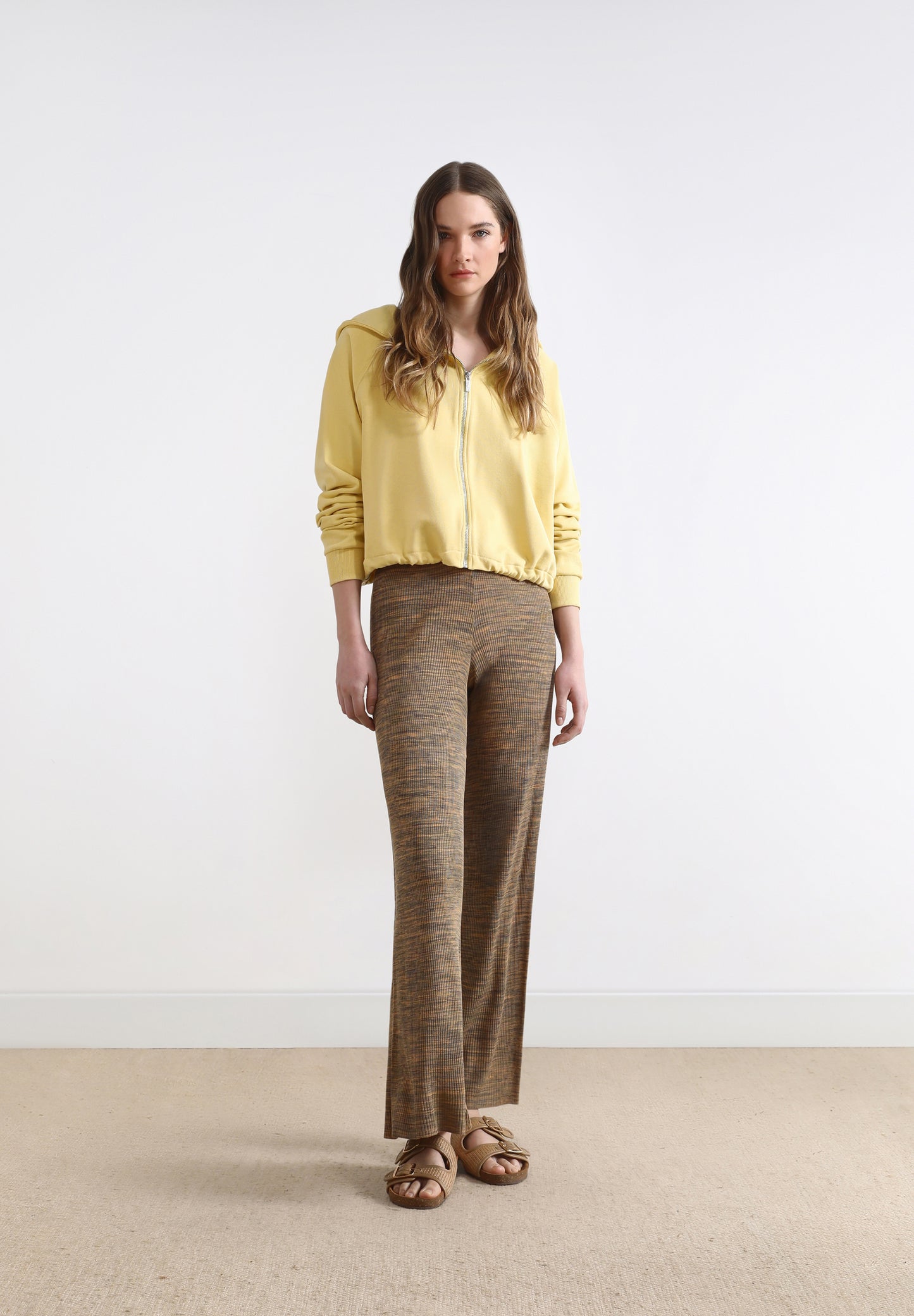 SUDADERA CREMALLERA CALAVERA TRASERA