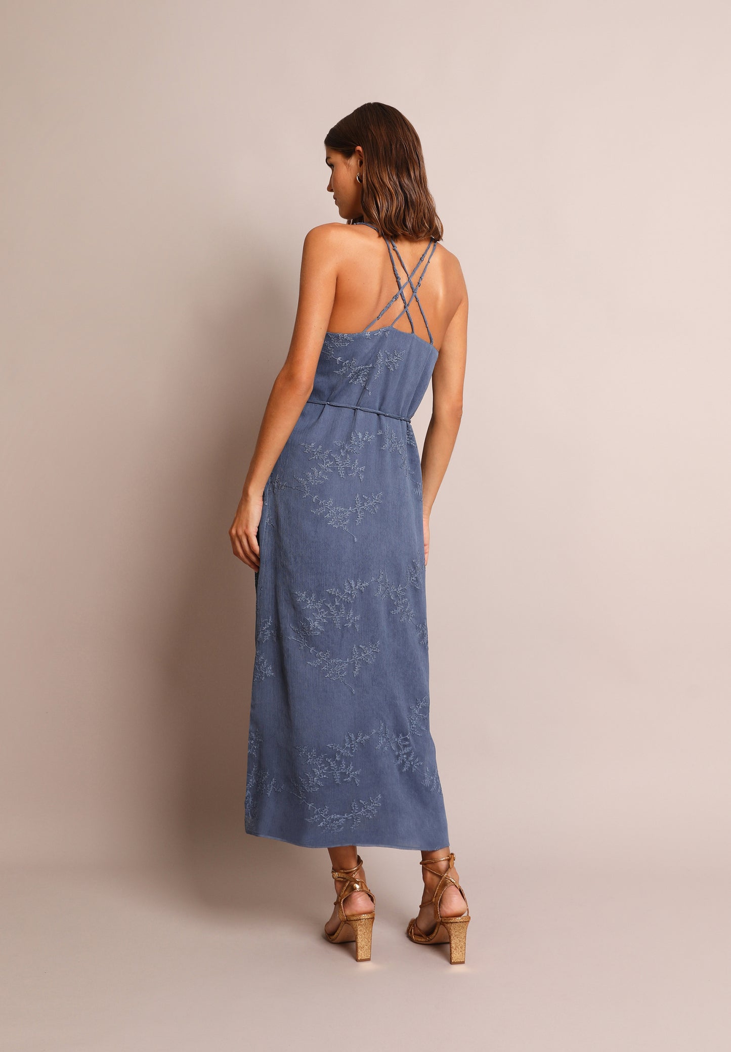 VESTIDO LENCERO BORDADOS