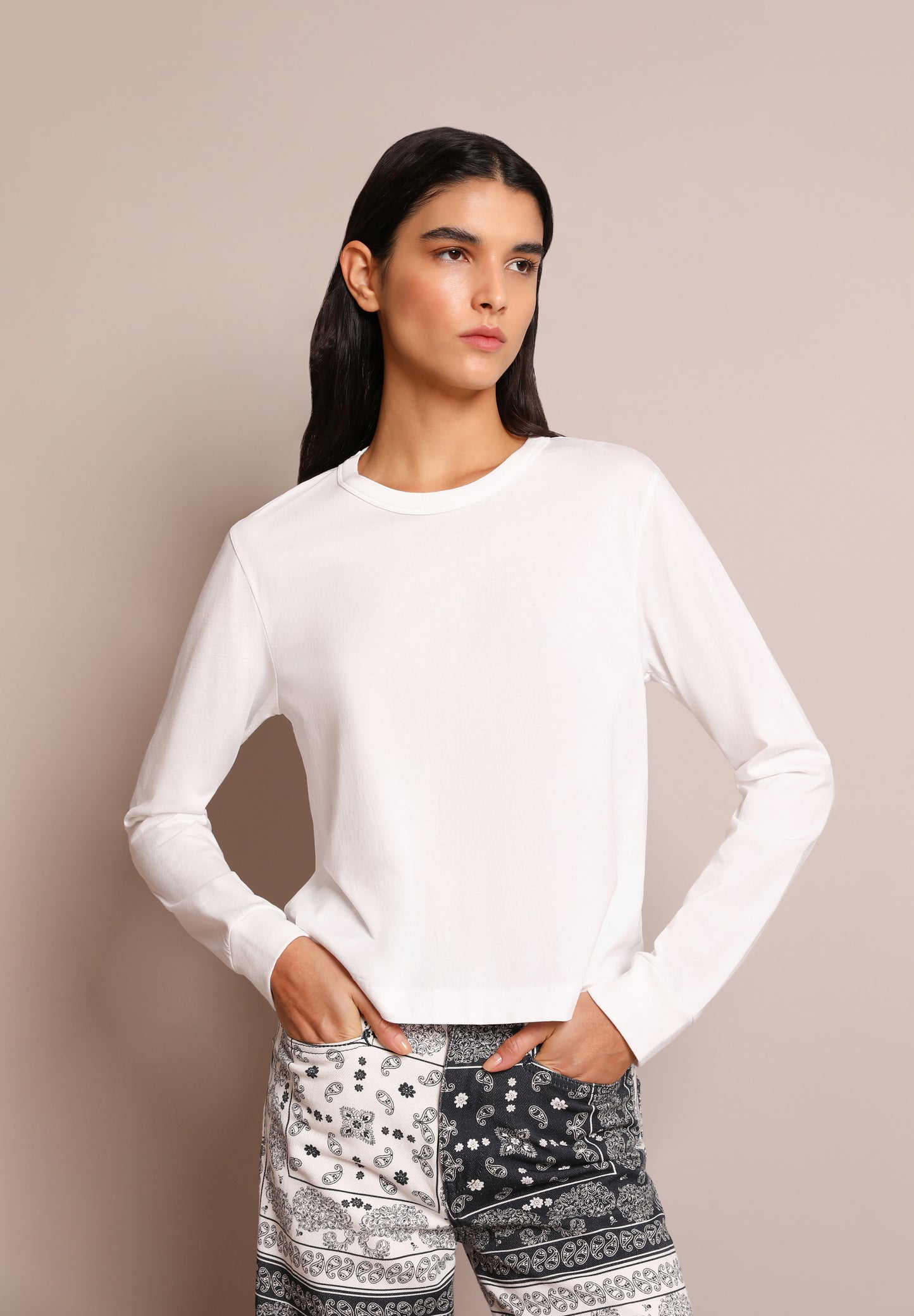 CAMISETA ABERTURA TRASERA