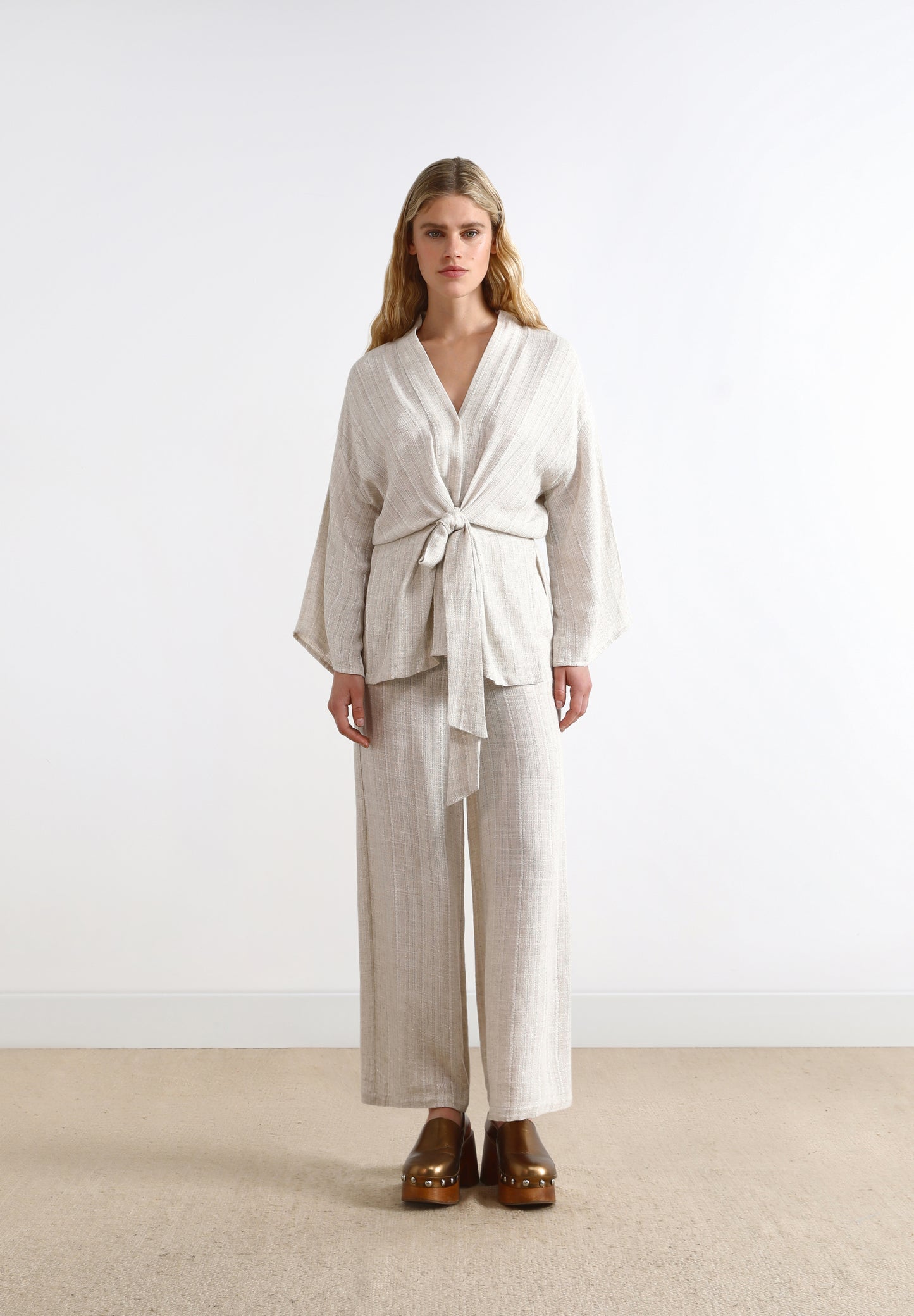 KIMONO DETALLES METALIZADOS