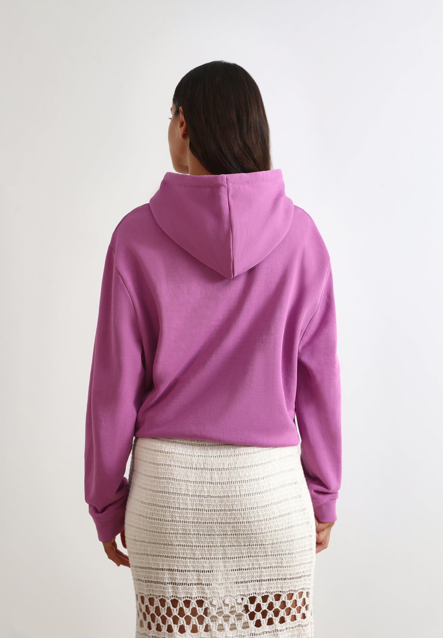 SUDADERA BORLAS CAPUCHA