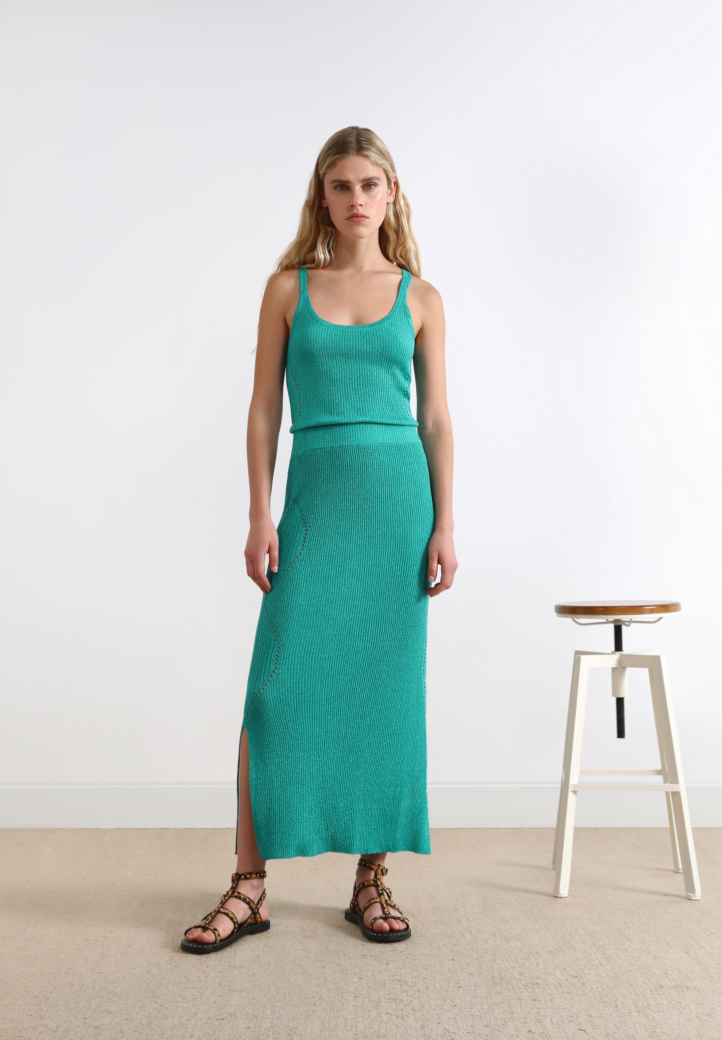 TOP PUNTO ESPALDA ABERTURAS