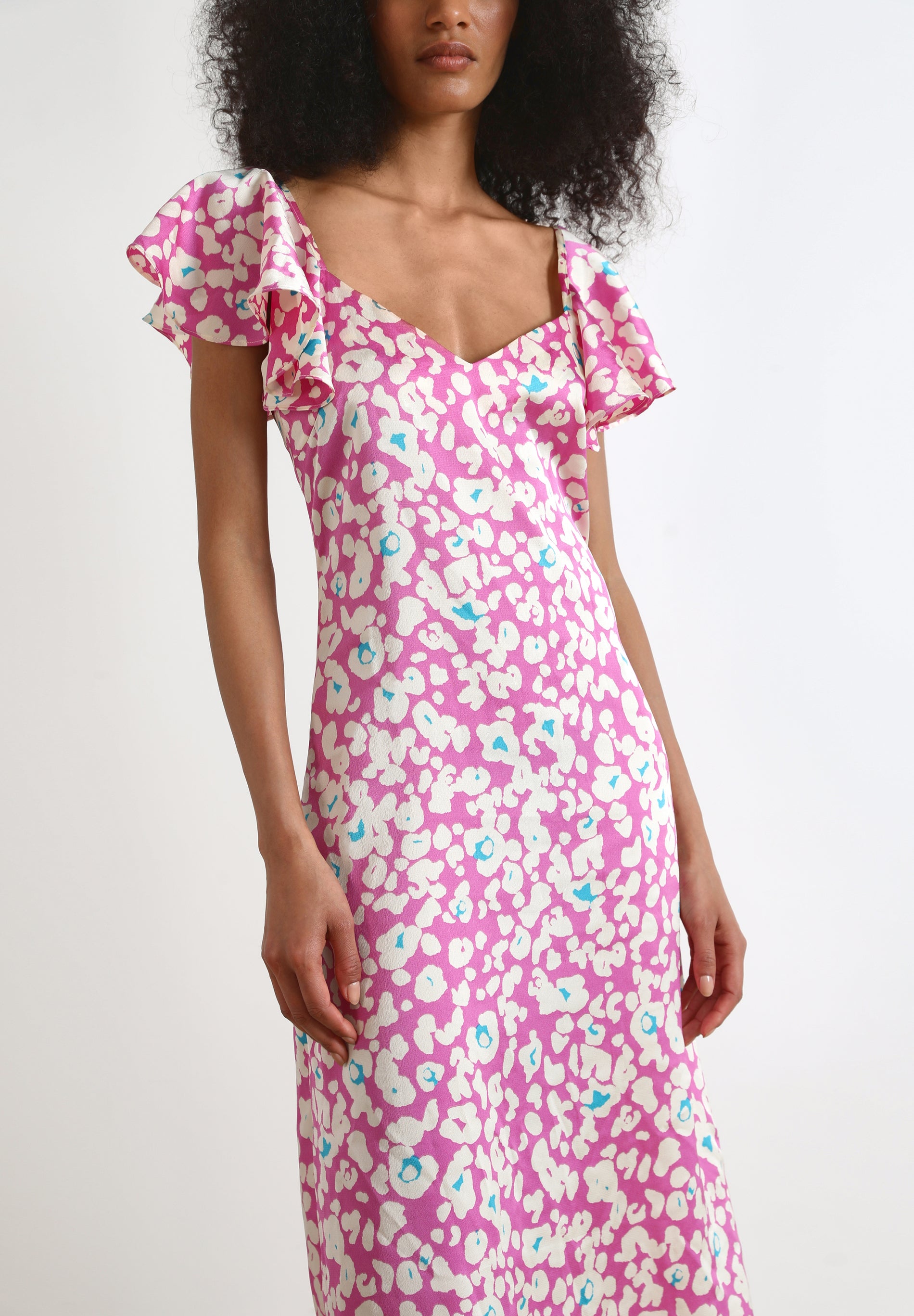 VESTIDO ANIMAL PRINT MANGA VOLANTE