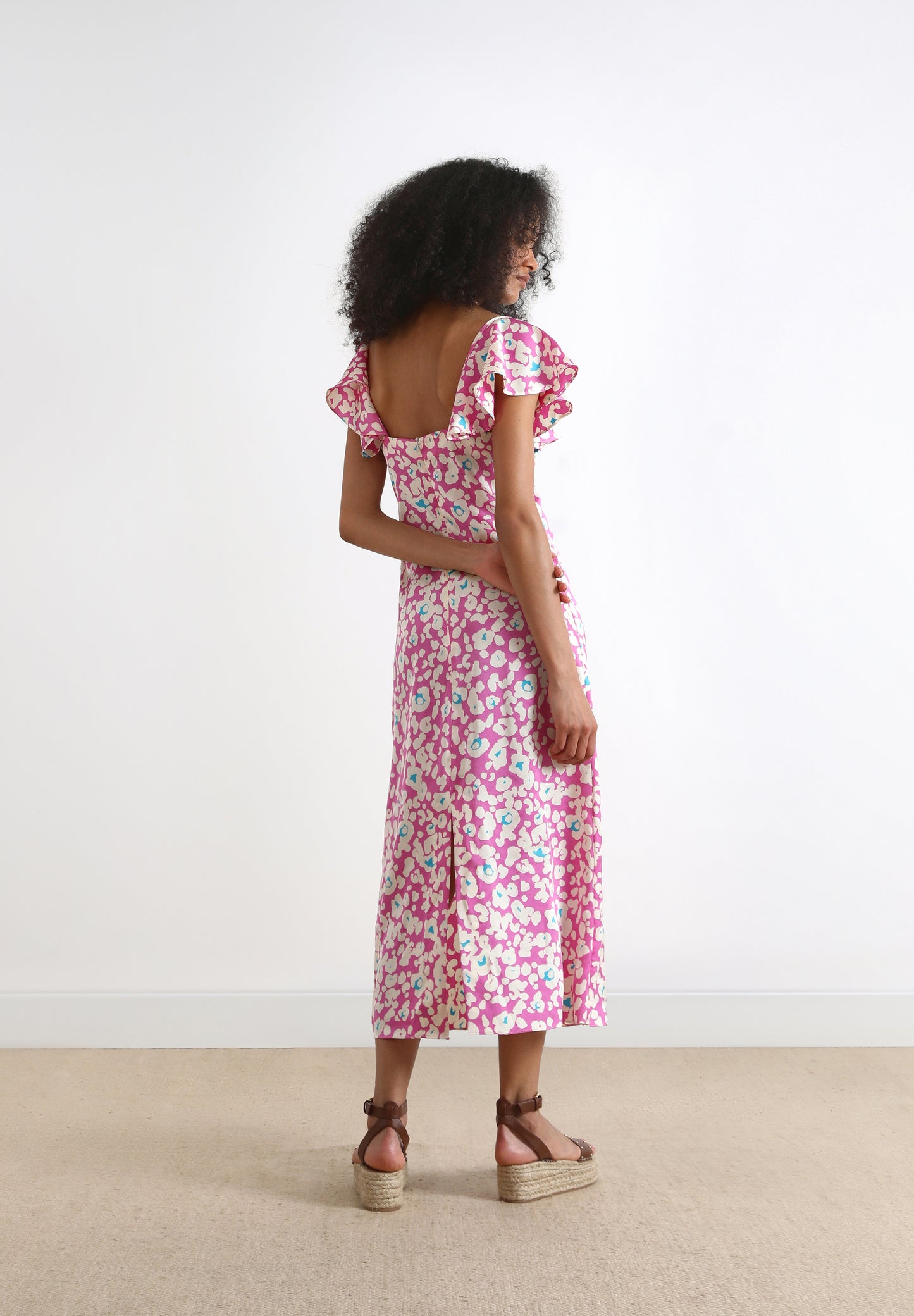 VESTIDO ANIMAL PRINT MANGA VOLANTE