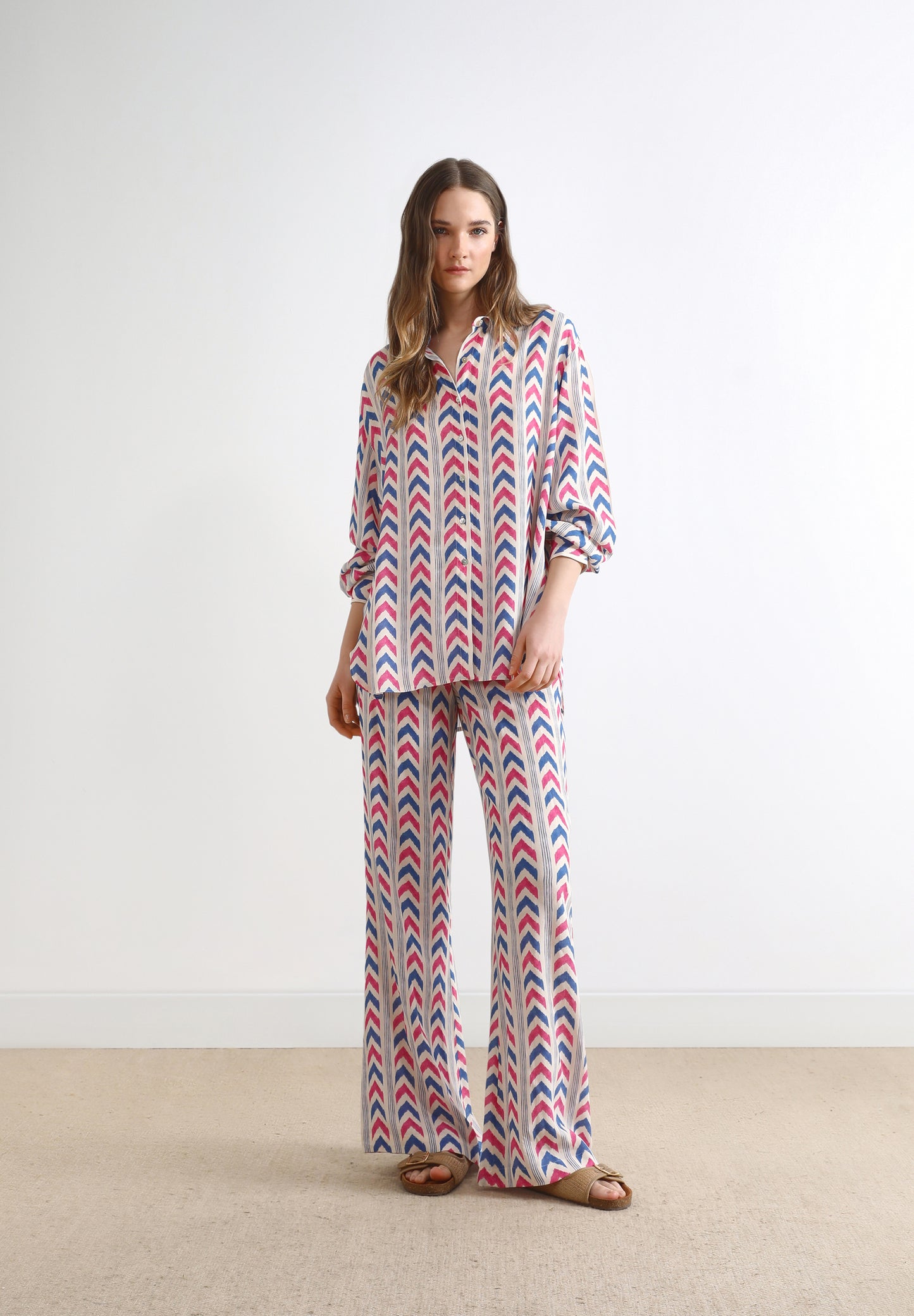 PANTALÓN FLARE PRINT