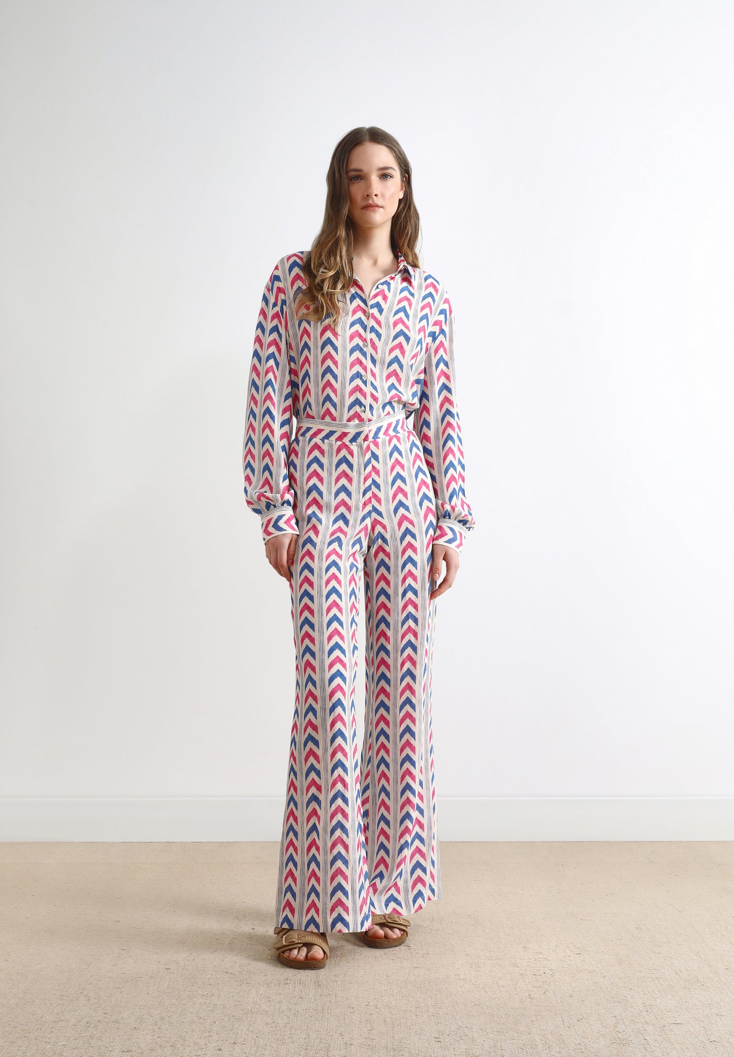 PANTALÓN FLARE PRINT