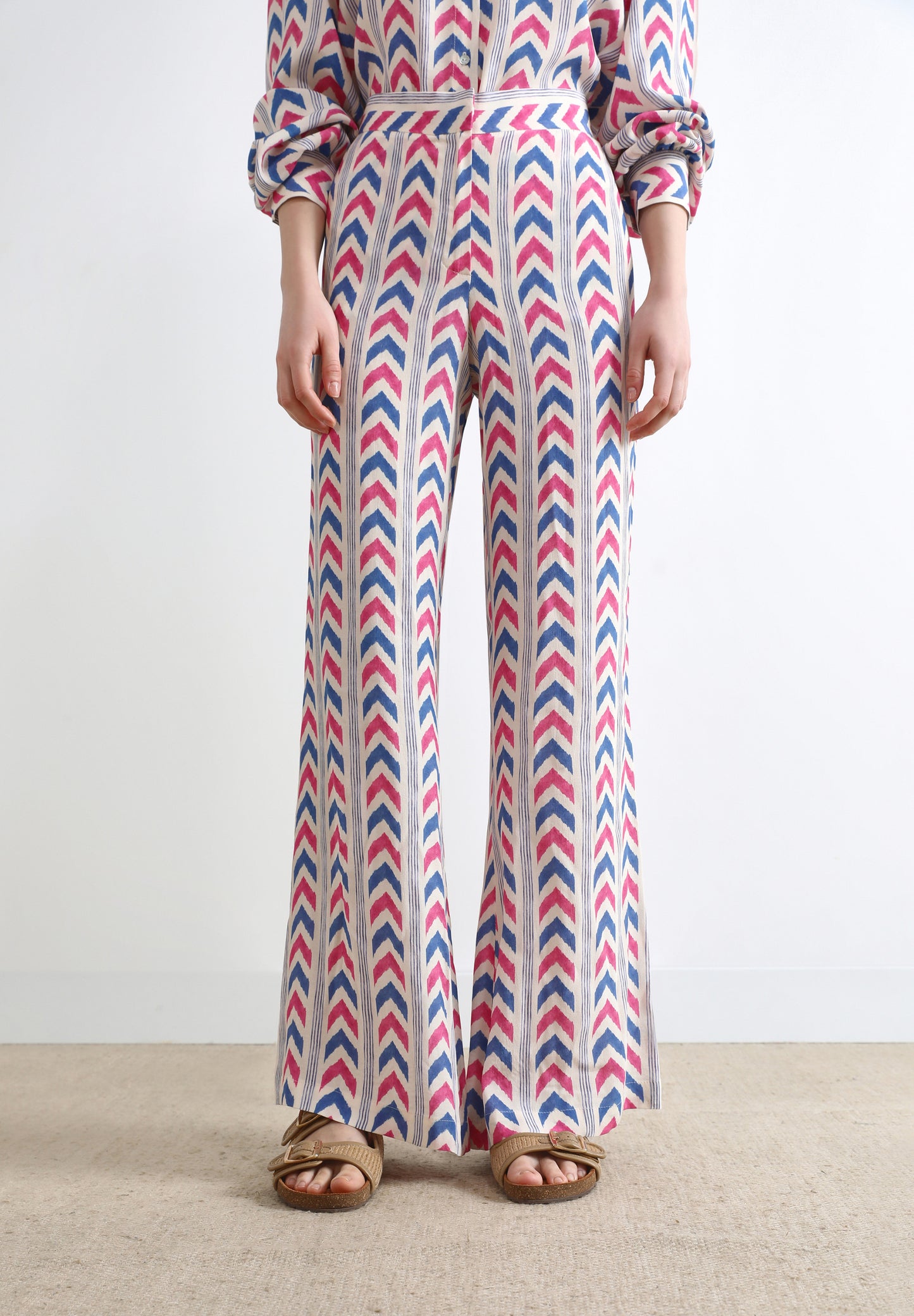PANTALÓN FLARE PRINT