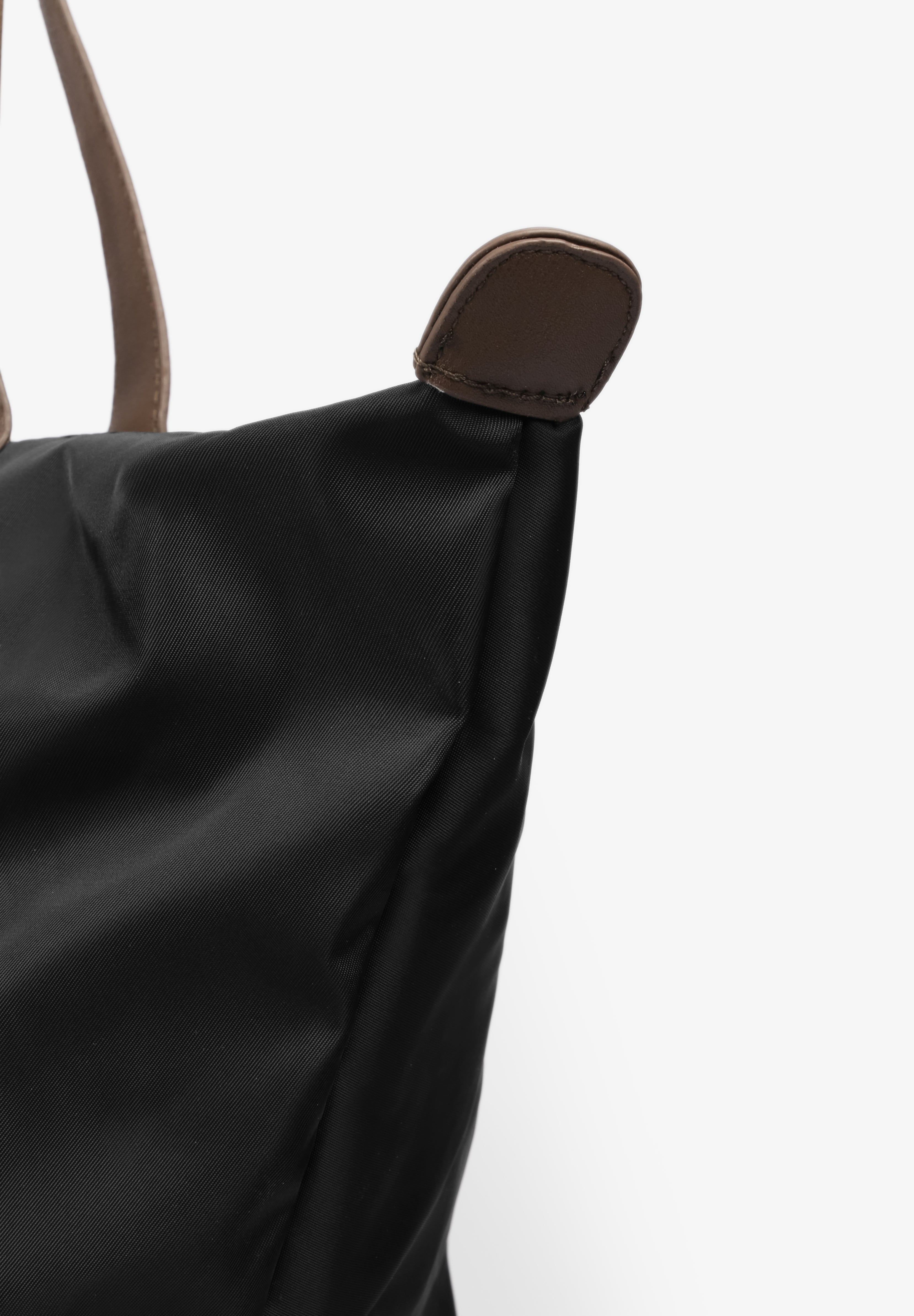 BORN LIVING YOGA | BOLSA DAILY - Scalpers
