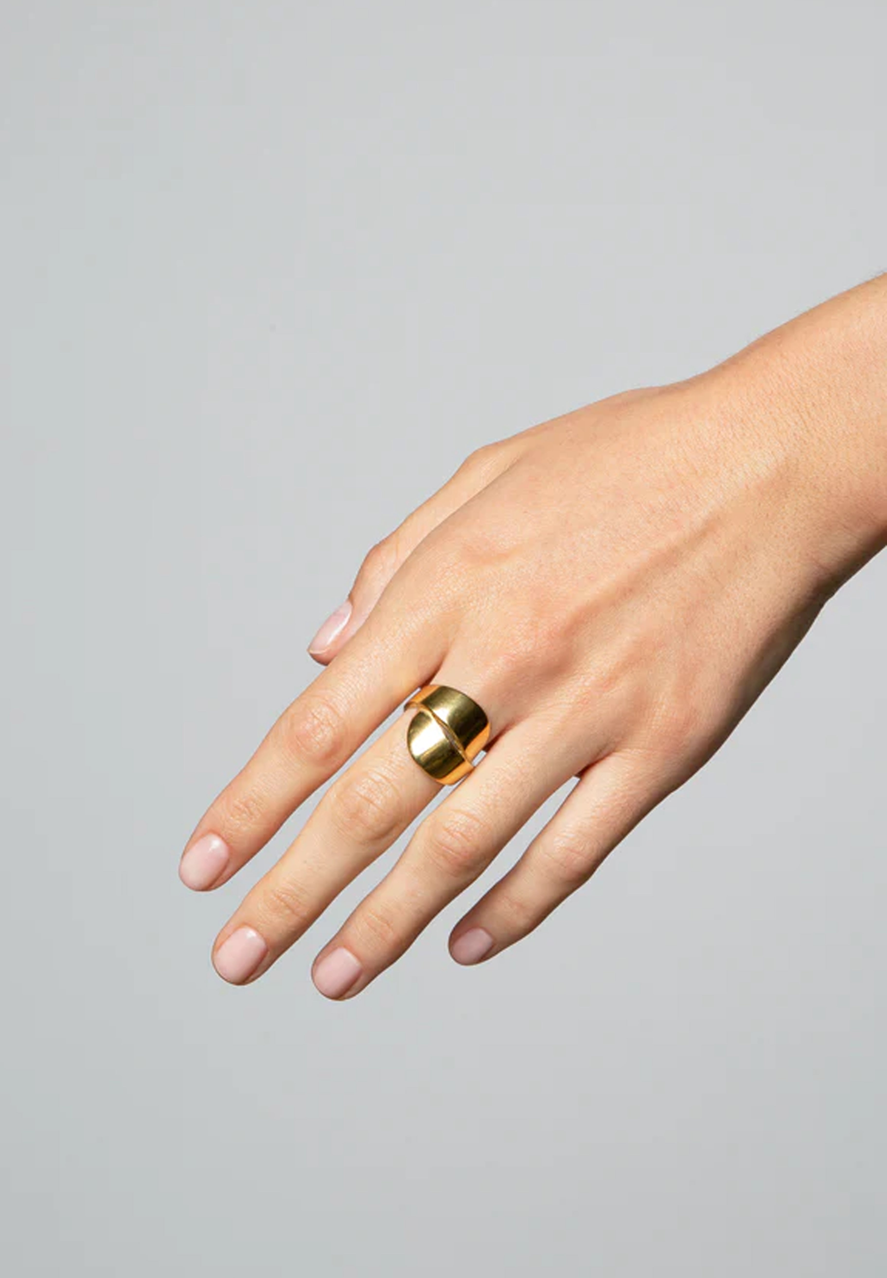 SMALL AFFAIRE | ANILLO TWICE - Scalpers