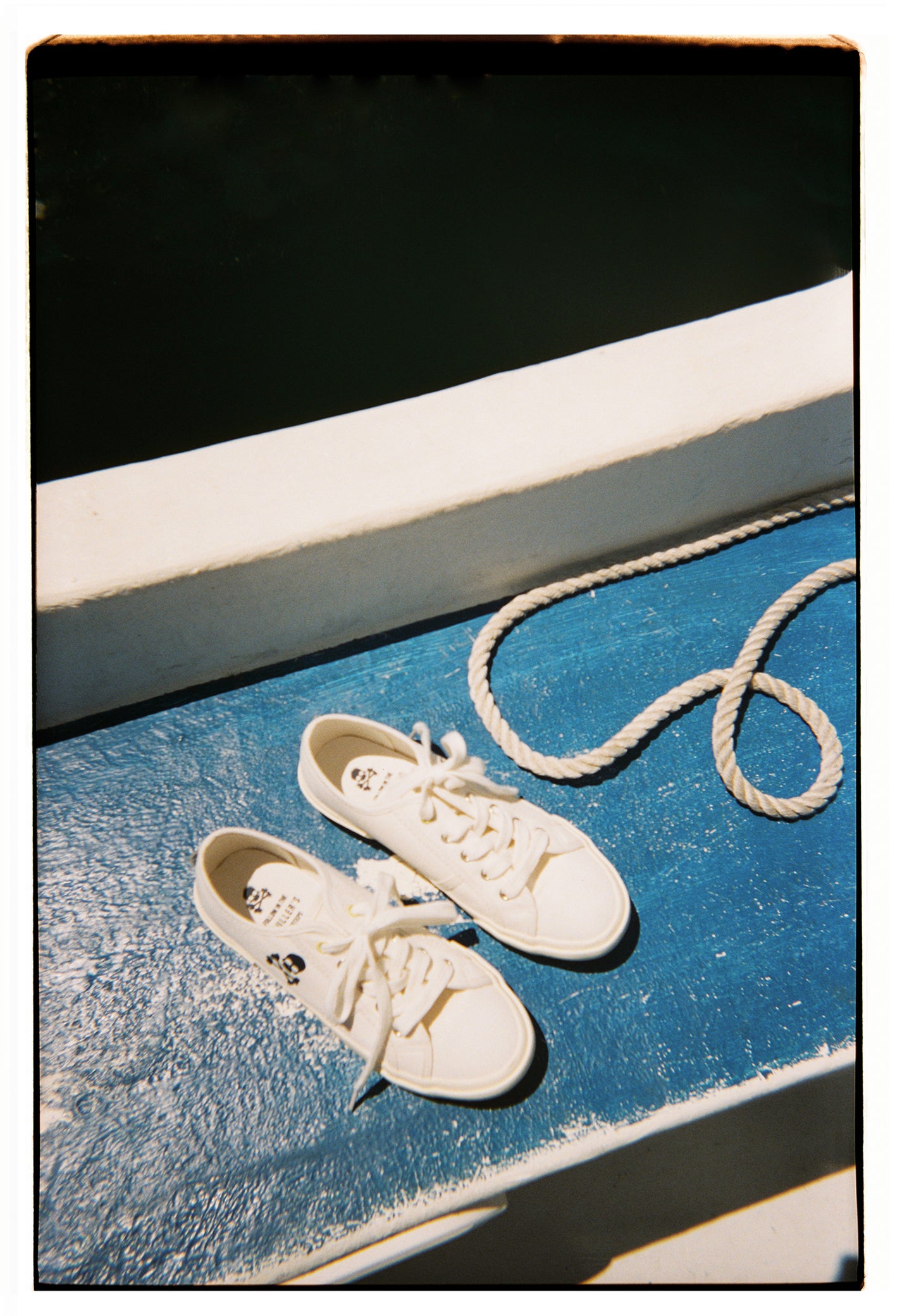 SNEAKERS SUELA CONTRASTE