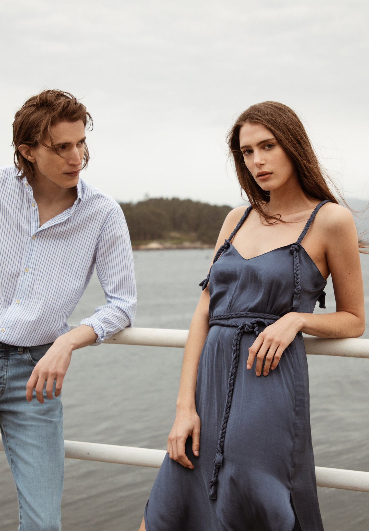 VESTIDO SLIP CINTURÓN