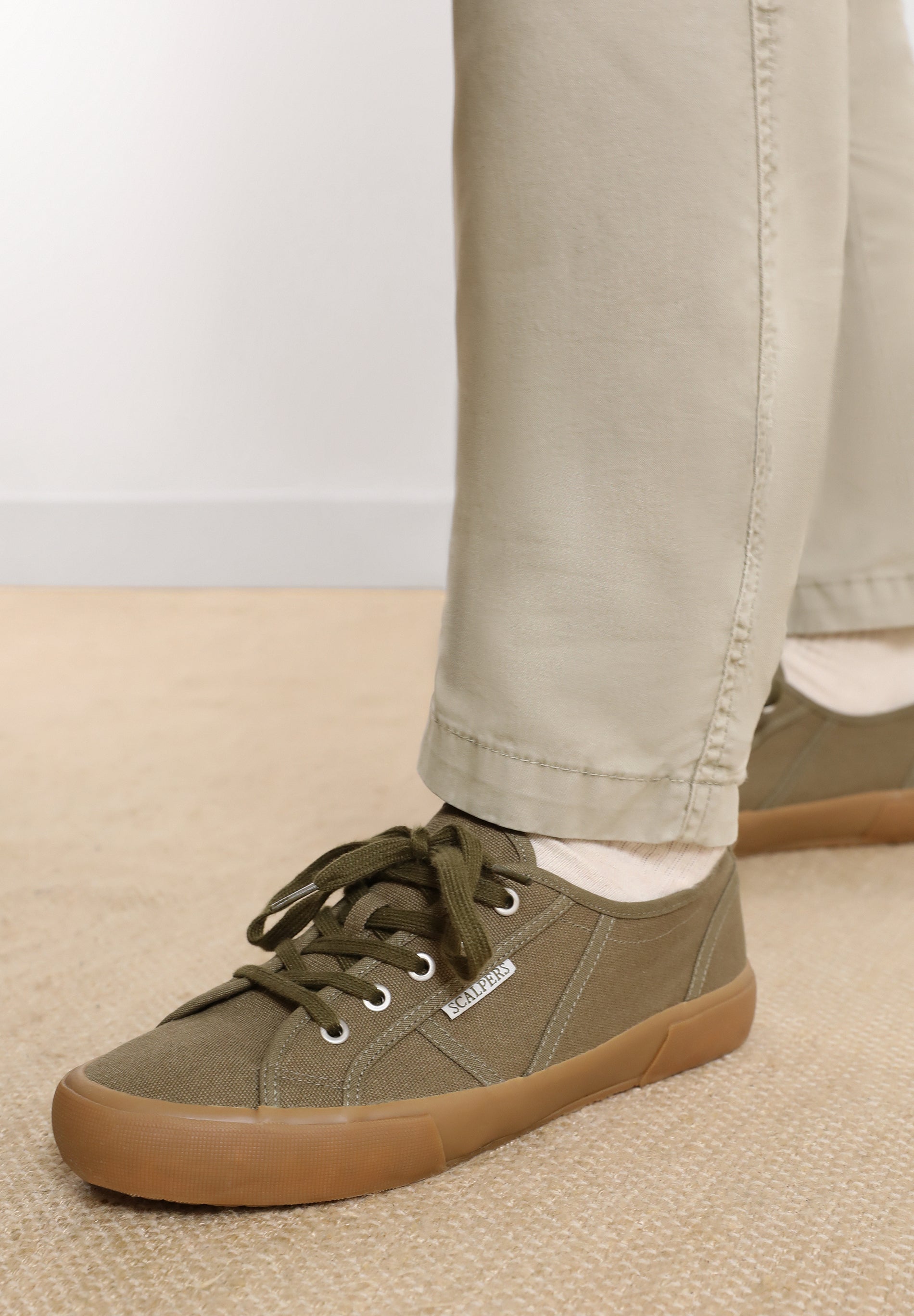 SNEAKERS BAJAS CANVAS