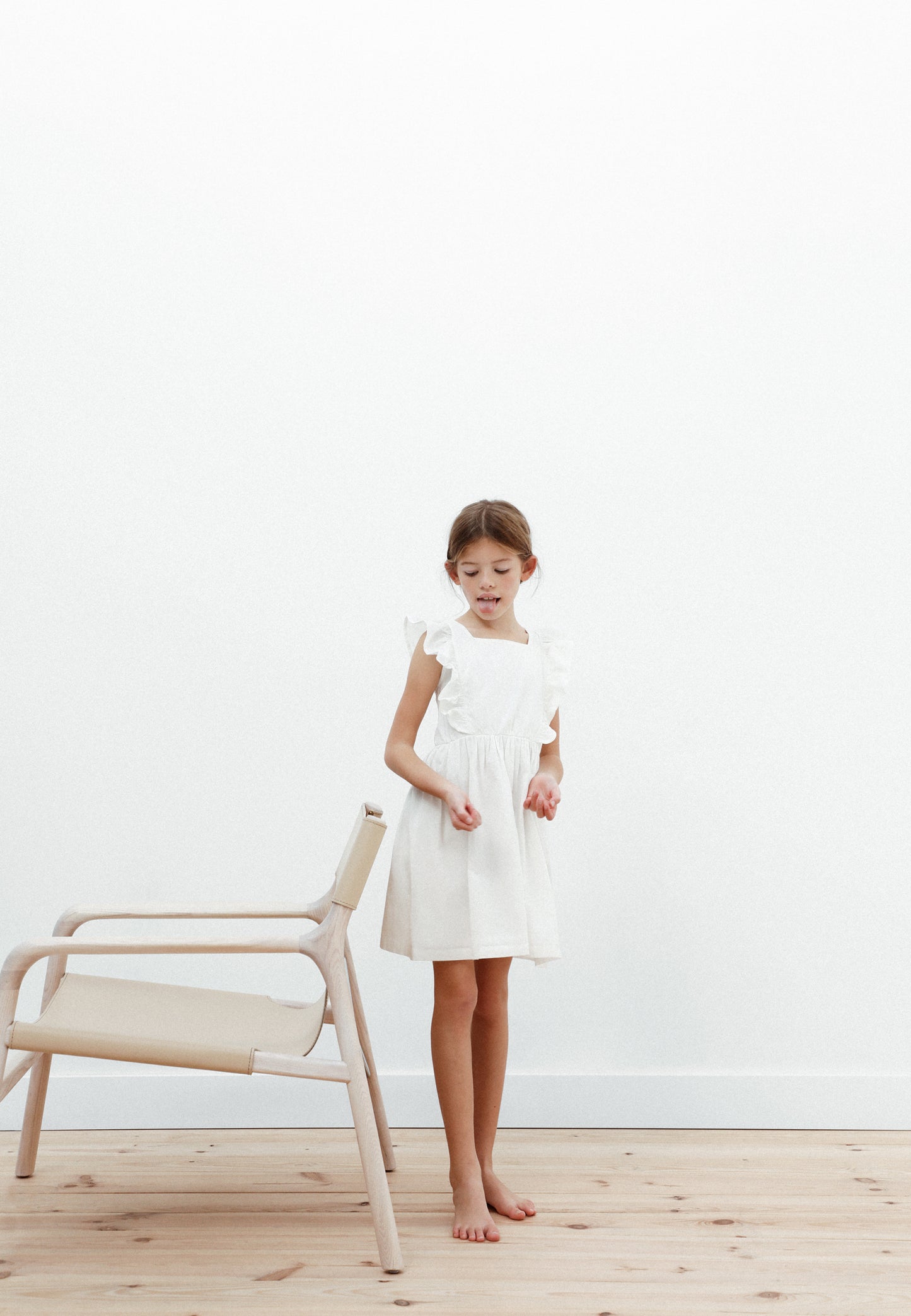 VESTIDO TIRANTES VOLANTES